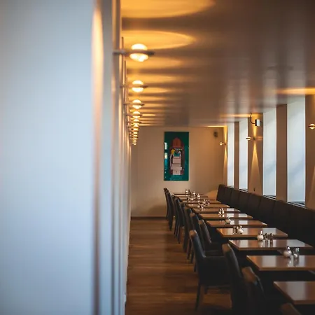 Alexander Hotel